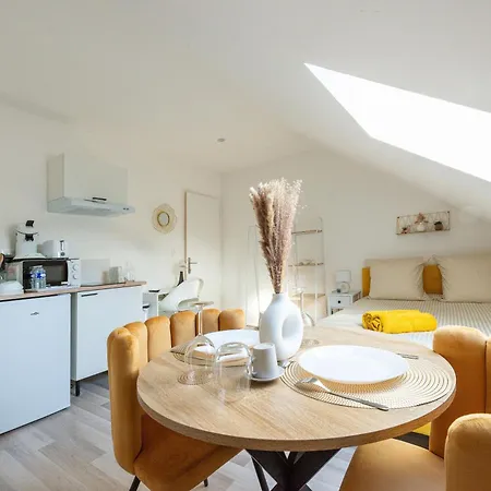 Everman Apartment Anzin